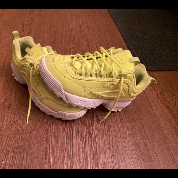 fila disruptor ii shift yellow shoes